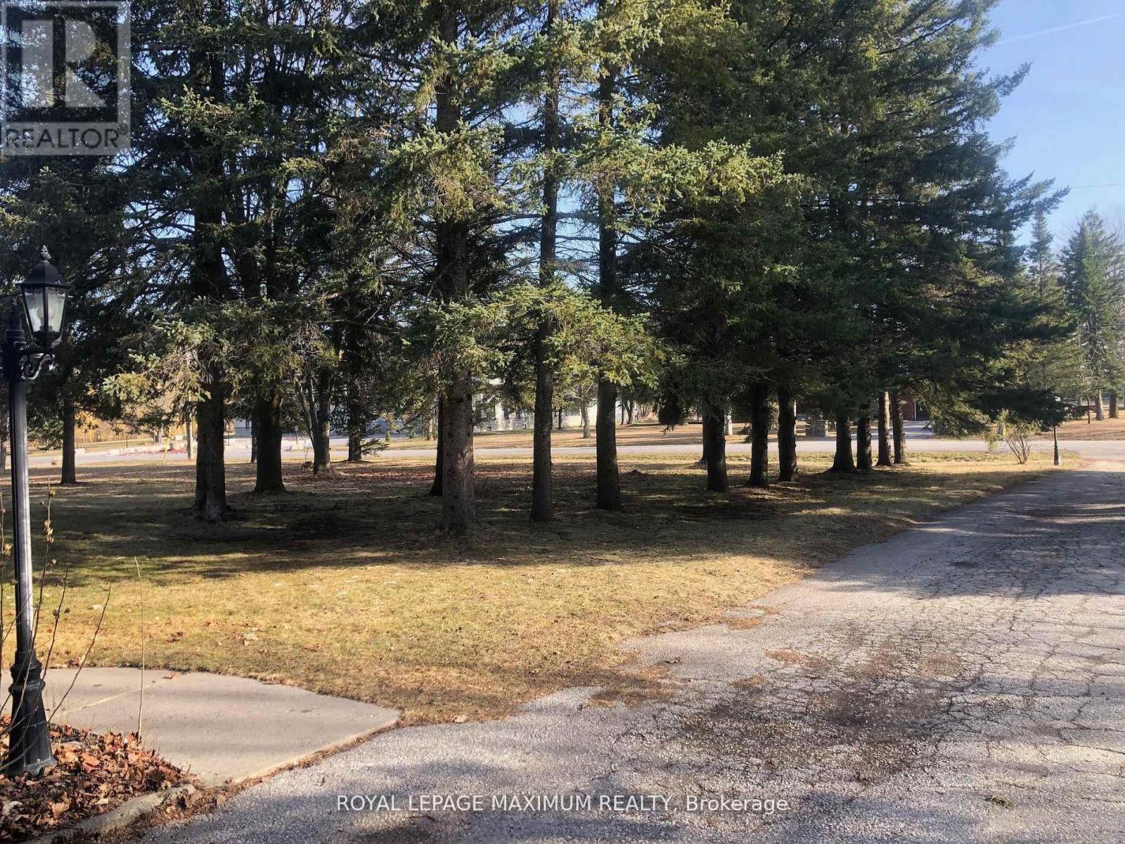 22 Diana Drive, King (Nobleton), Ontario  L0G 1N0 - Photo 4 - N12486811