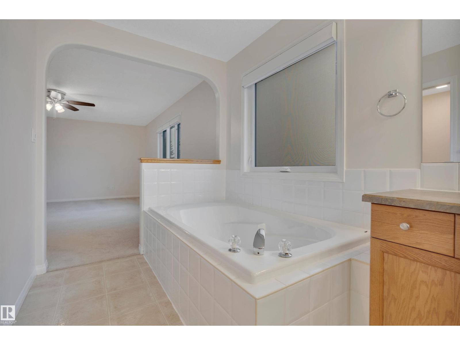 1330 118a St Nw, Edmonton, Alberta  T6J 7G2 - Photo 33 - E4463800