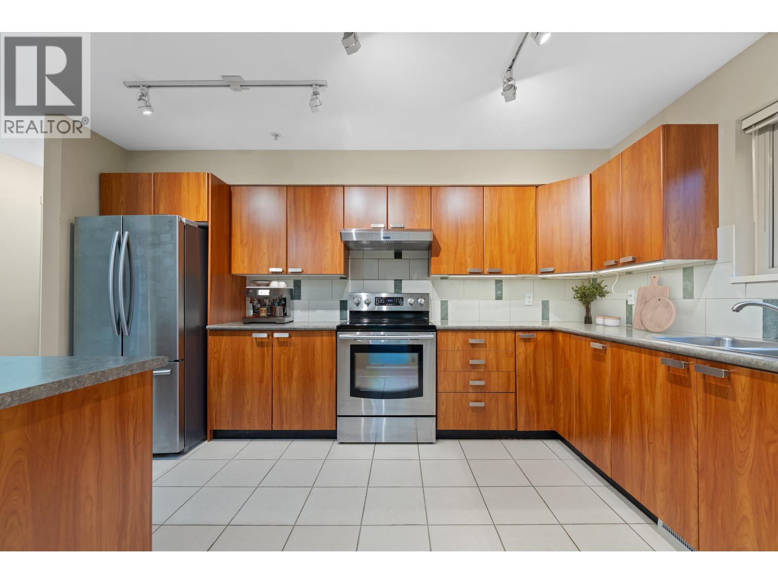 208 2323 Mamquam Road, Squamish, British Columbia  V8B 0H9 - Photo 10 - R3062566