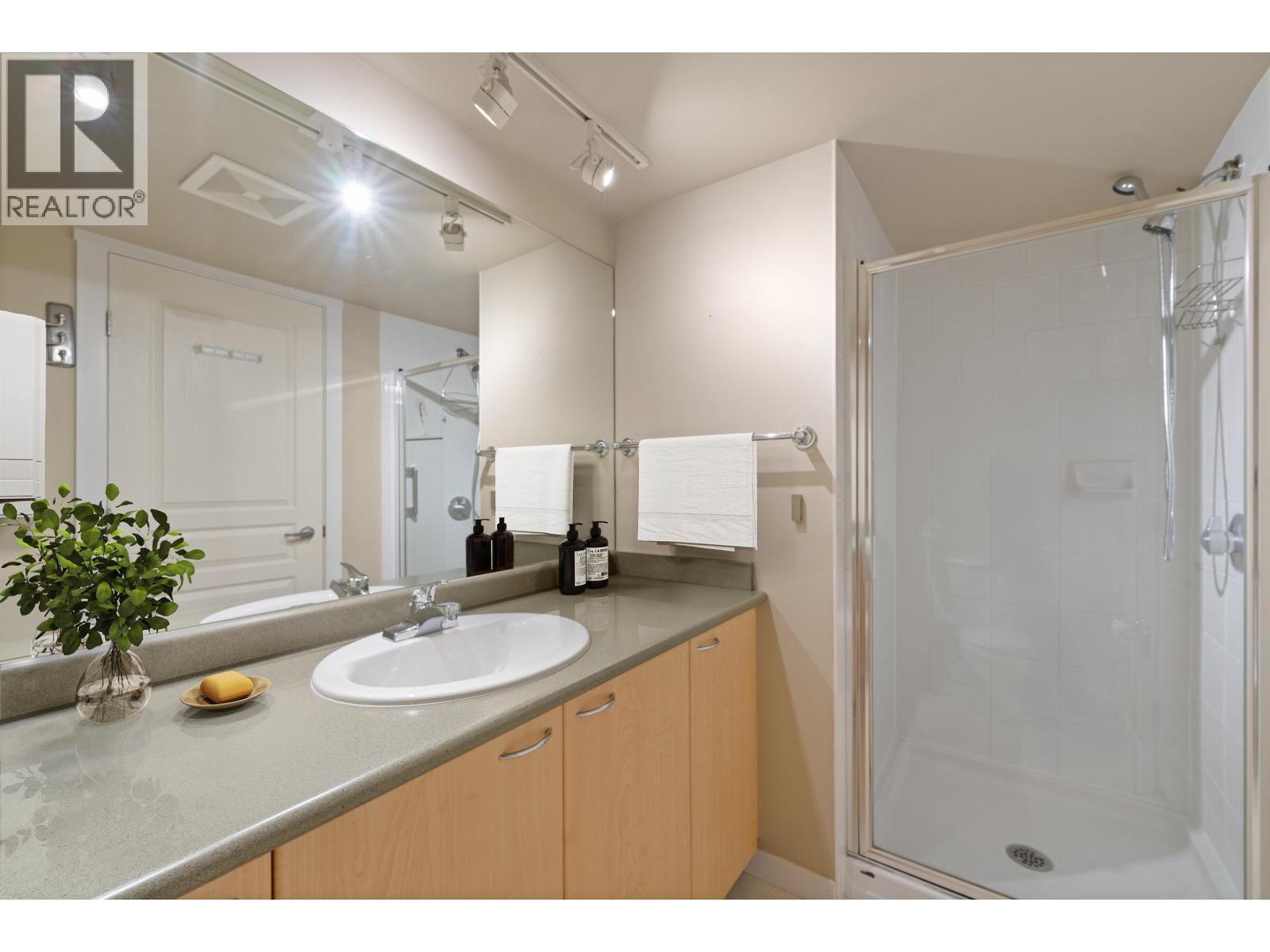 208 2323 Mamquam Road, Squamish, British Columbia  V8B 0H9 - Photo 5 - R3062566