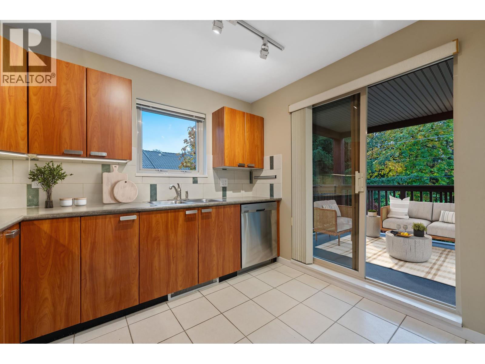 208 2323 Mamquam Road, Squamish, British Columbia  V8B 0H9 - Photo 12 - R3062566