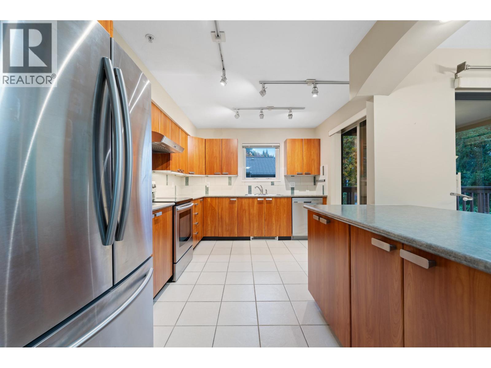 208 2323 Mamquam Road, Squamish, British Columbia  V8B 0H9 - Photo 11 - R3062566