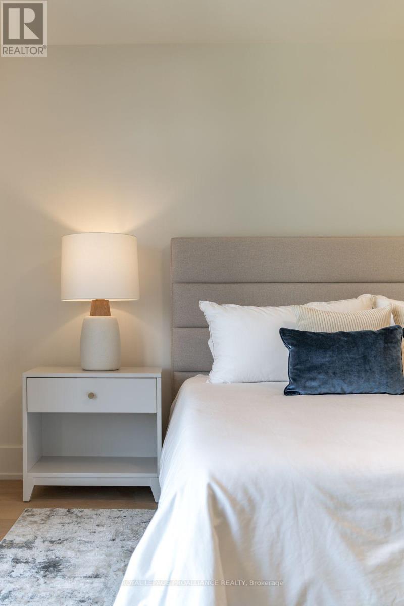 409 - 17 Cleave Avenue, Prince Edward County, Ontario  K0K 2T0 - Photo 20 - X12486858