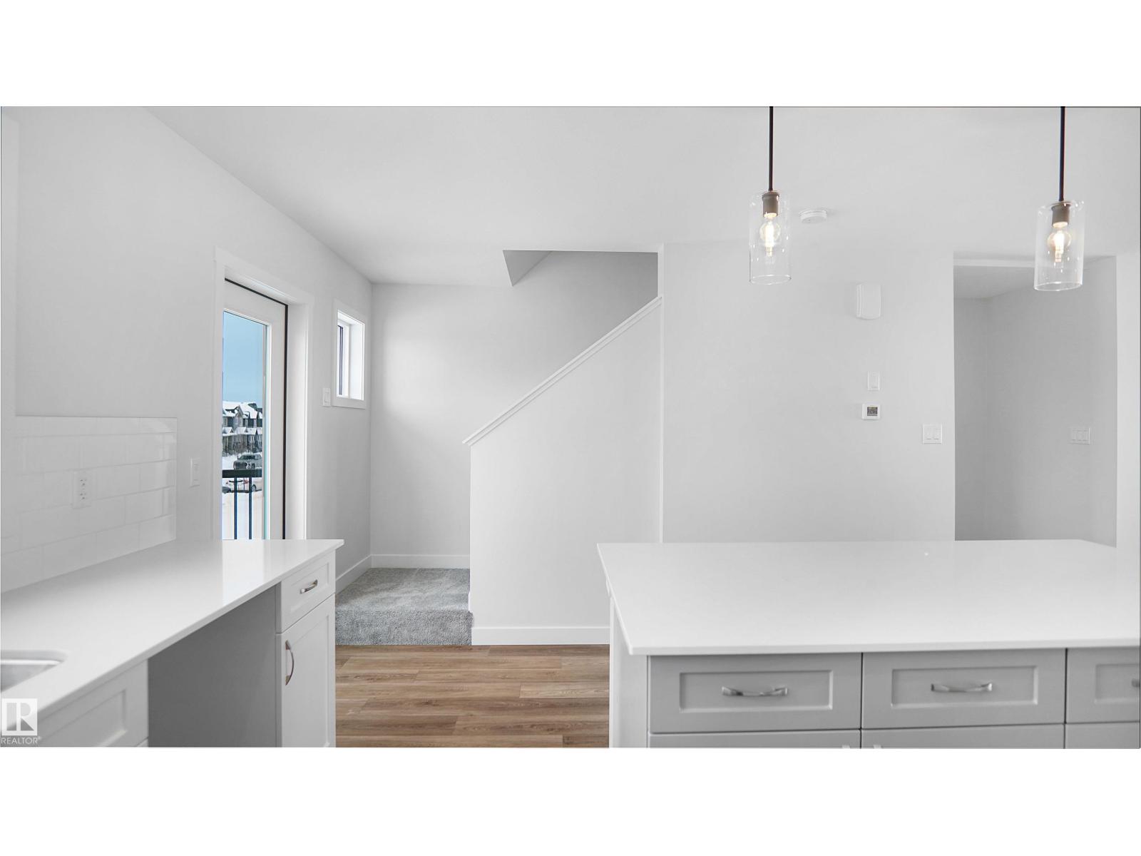 936 19 Av Nw, Edmonton, Alberta  T6T 1J1 - Photo 13 - E4463846