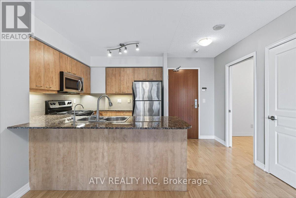 708 - 1403 Royal York Road, Toronto, Ontario  M9P 0A1 - Photo 13 - W12486820