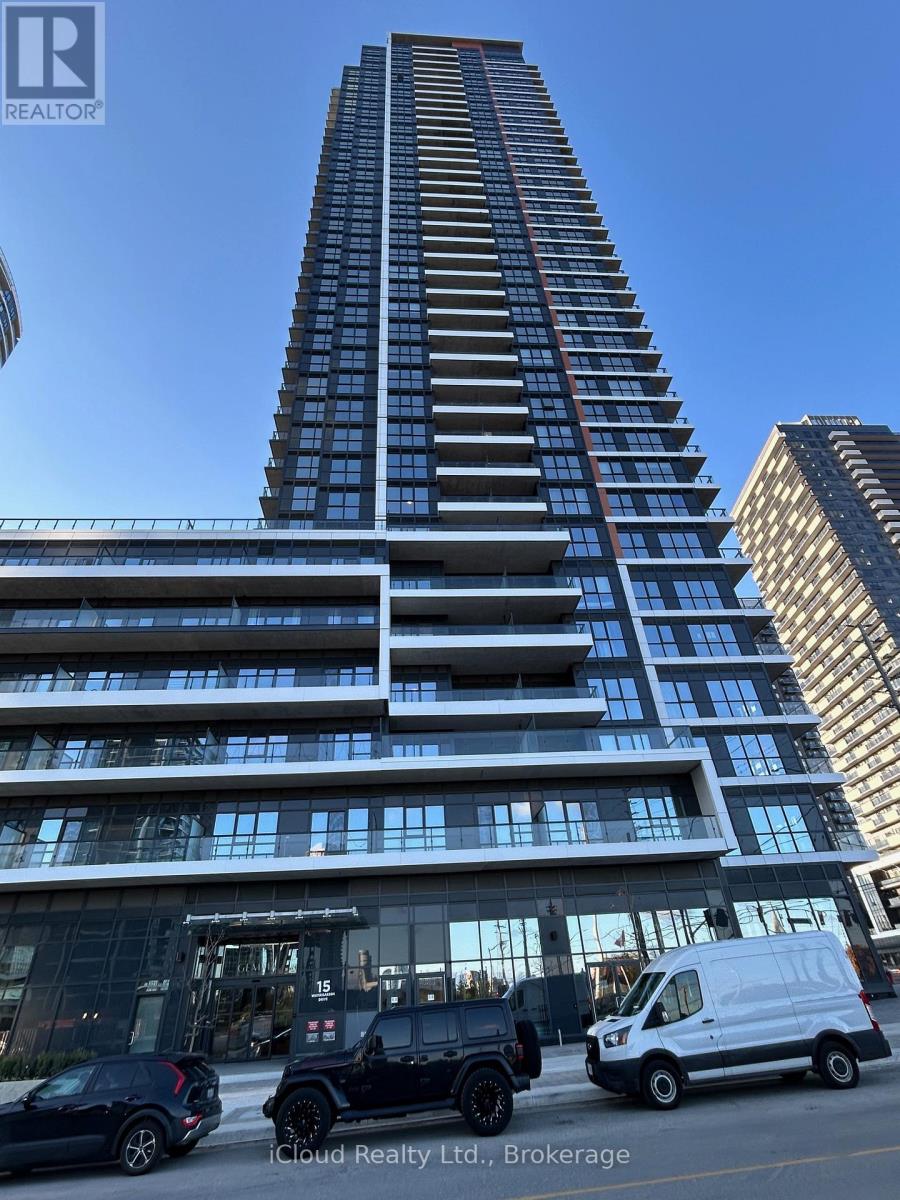 2002 - 15 WATERGARDEN DRIVE, Mississauga, Ontario