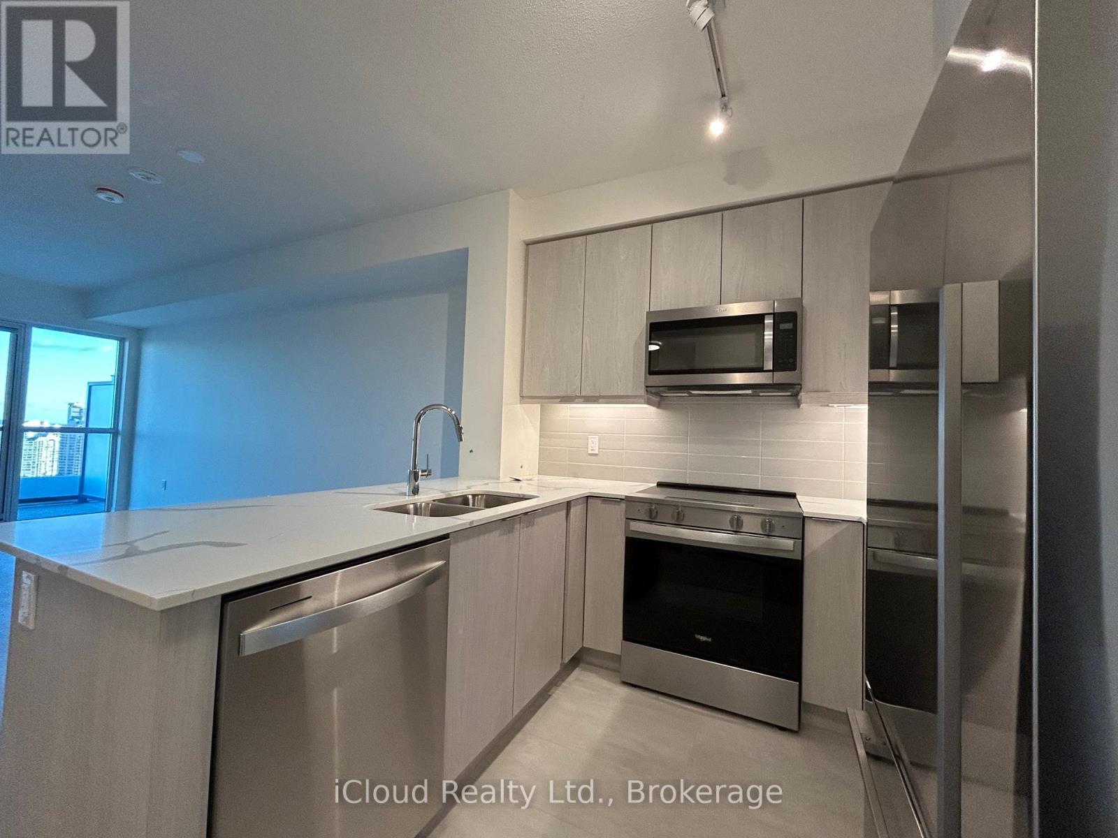 2002 - 15 Watergarden Drive, Mississauga, Ontario  L5R 0H4 - Photo 5 - W12486822