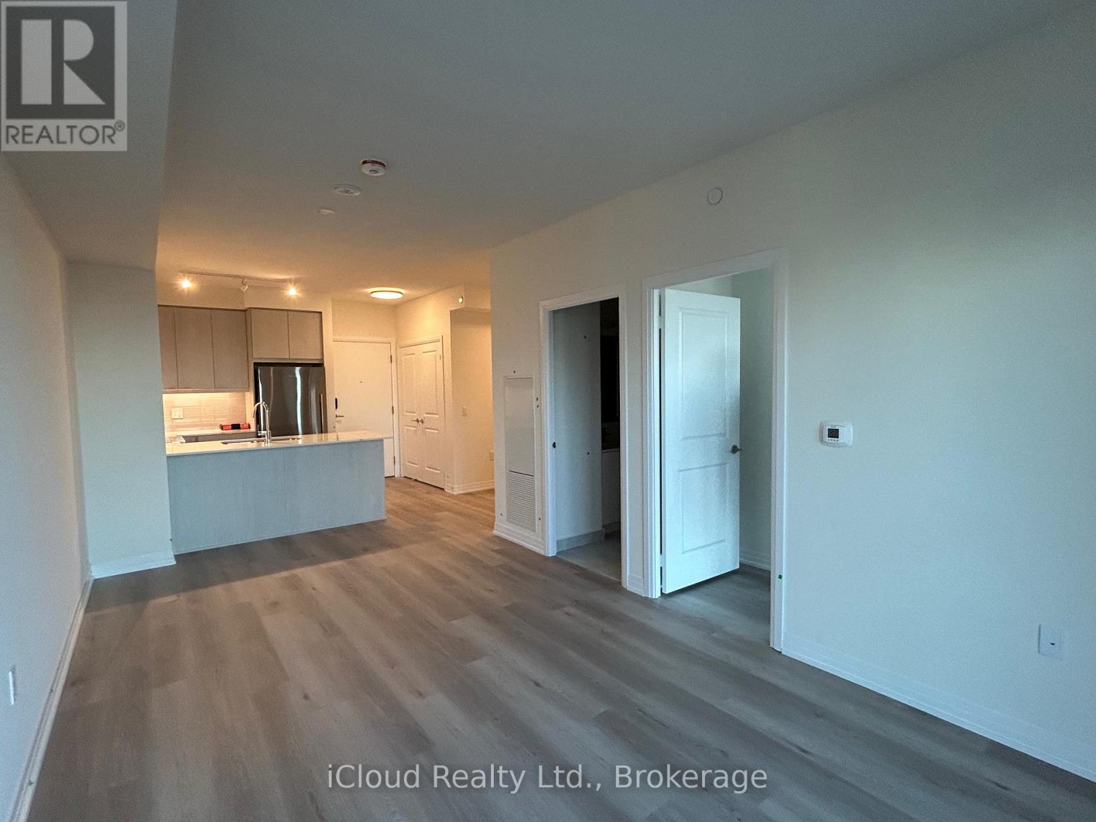 2002 - 15 Watergarden Drive, Mississauga, Ontario  L5R 0H4 - Photo 6 - W12486822