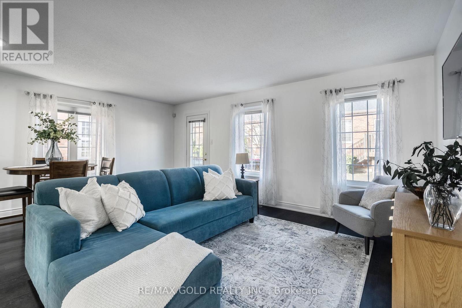 67 Locust Drive, Brampton, Ontario  L6R 0W2 - Photo 23 - W12486827