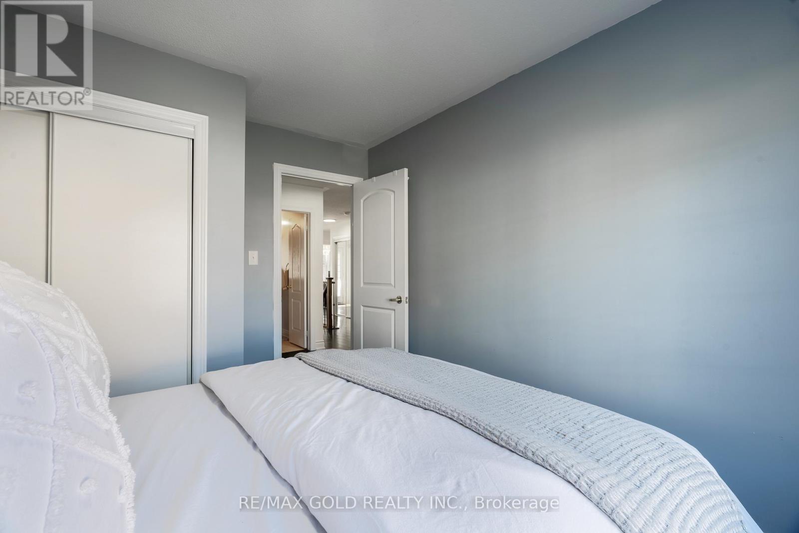 67 Locust Drive, Brampton, Ontario  L6R 0W2 - Photo 31 - W12486827