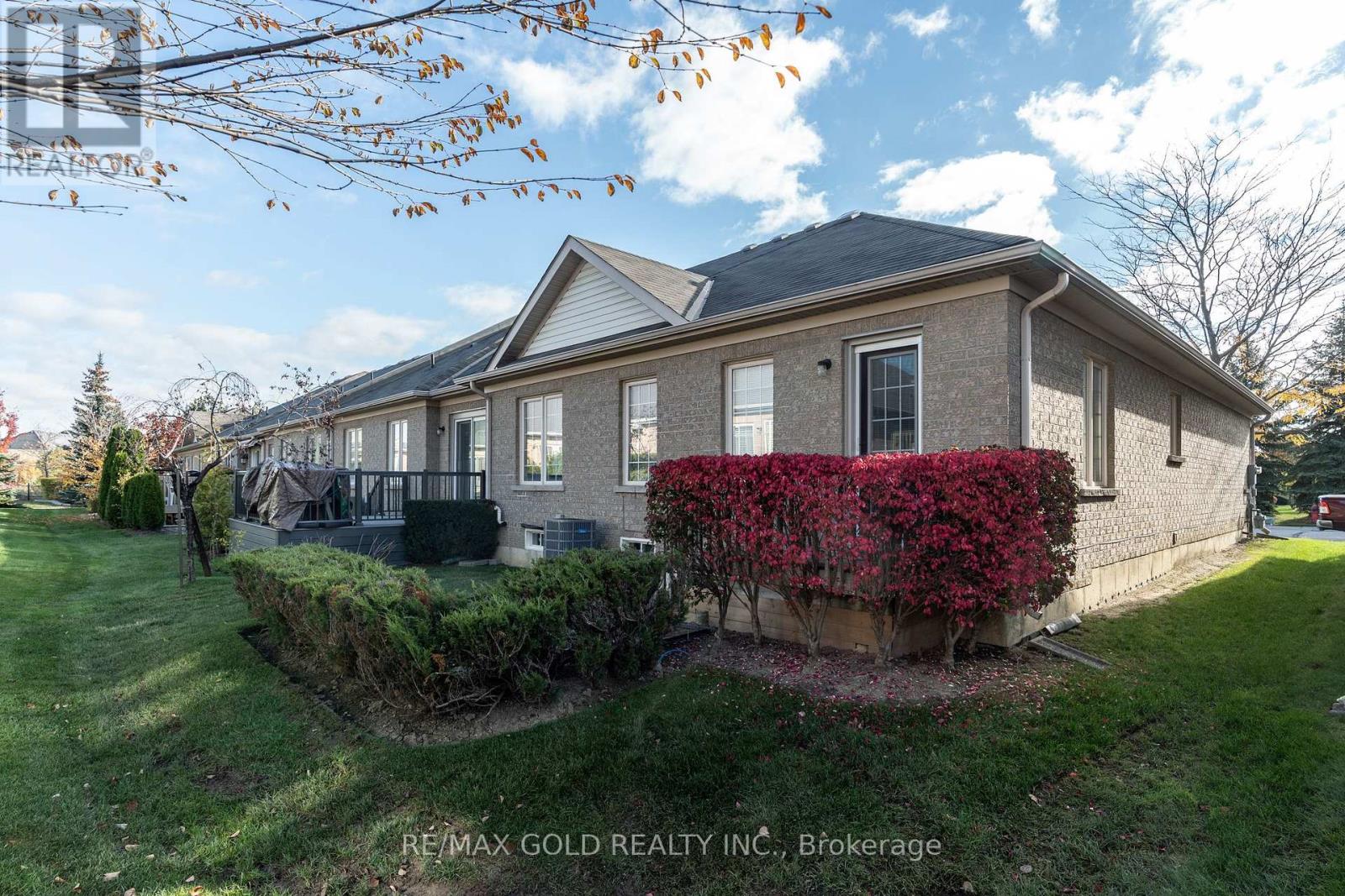 67 Locust Drive, Brampton, Ontario  L6R 0W2 - Photo 34 - W12486827