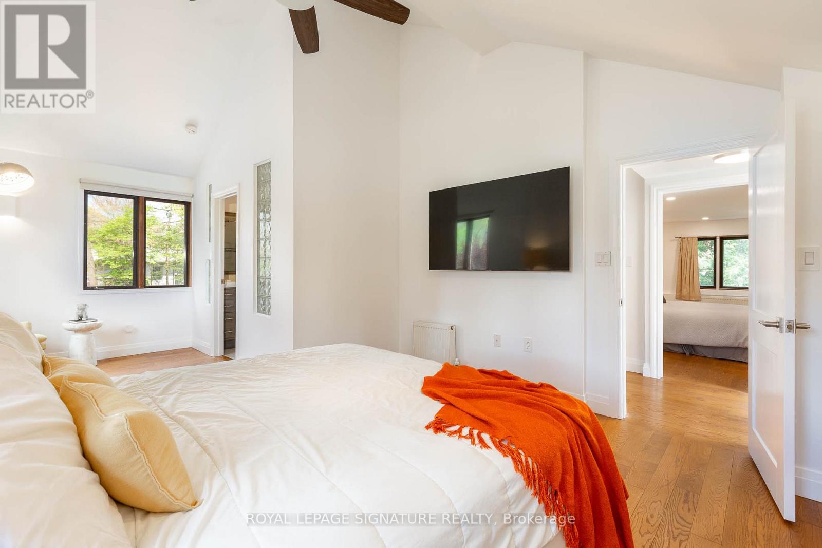 1969 Balsam Avenue, Mississauga, Ontario  L5J 1L3 - Photo 16 - W12486833