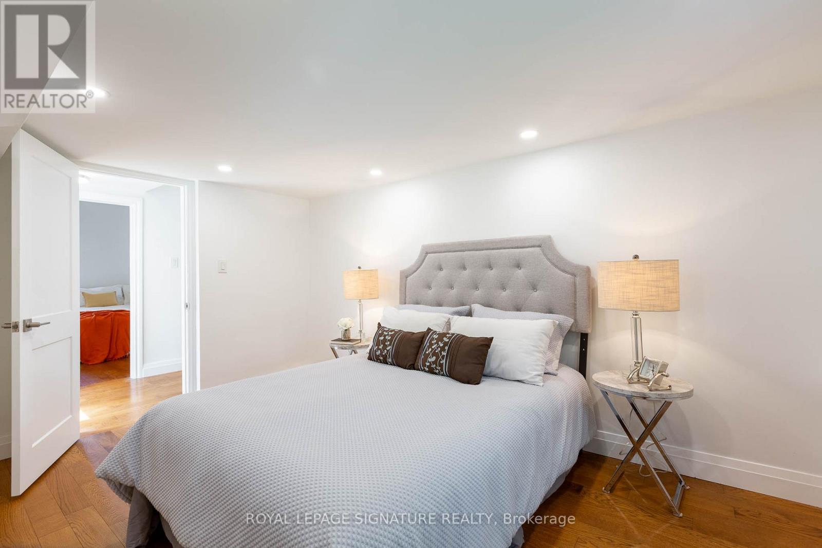 1969 Balsam Avenue, Mississauga, Ontario  L5J 1L3 - Photo 29 - W12486833