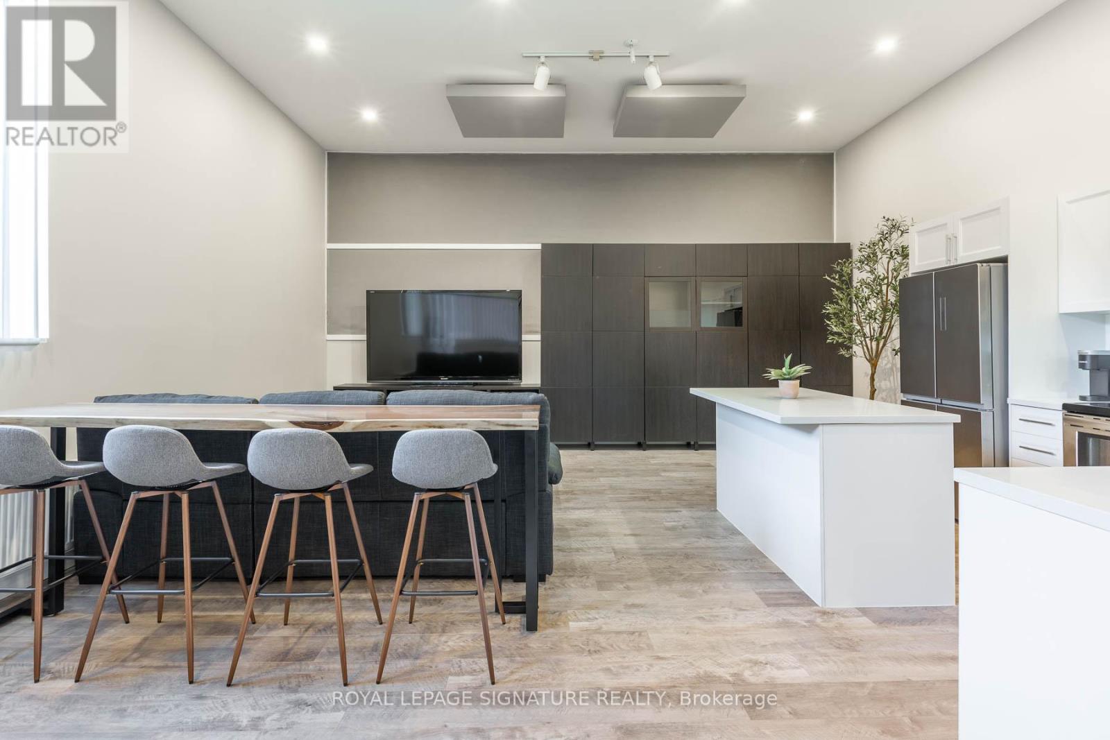 1969 Balsam Avenue, Mississauga, Ontario  L5J 1L3 - Photo 31 - W12486833