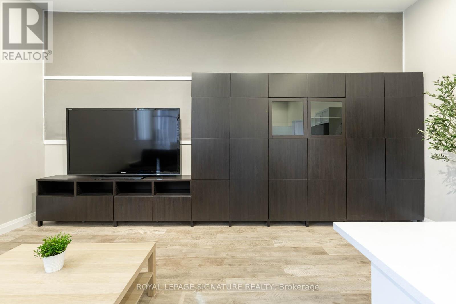 1969 Balsam Avenue, Mississauga, Ontario  L5J 1L3 - Photo 36 - W12486833