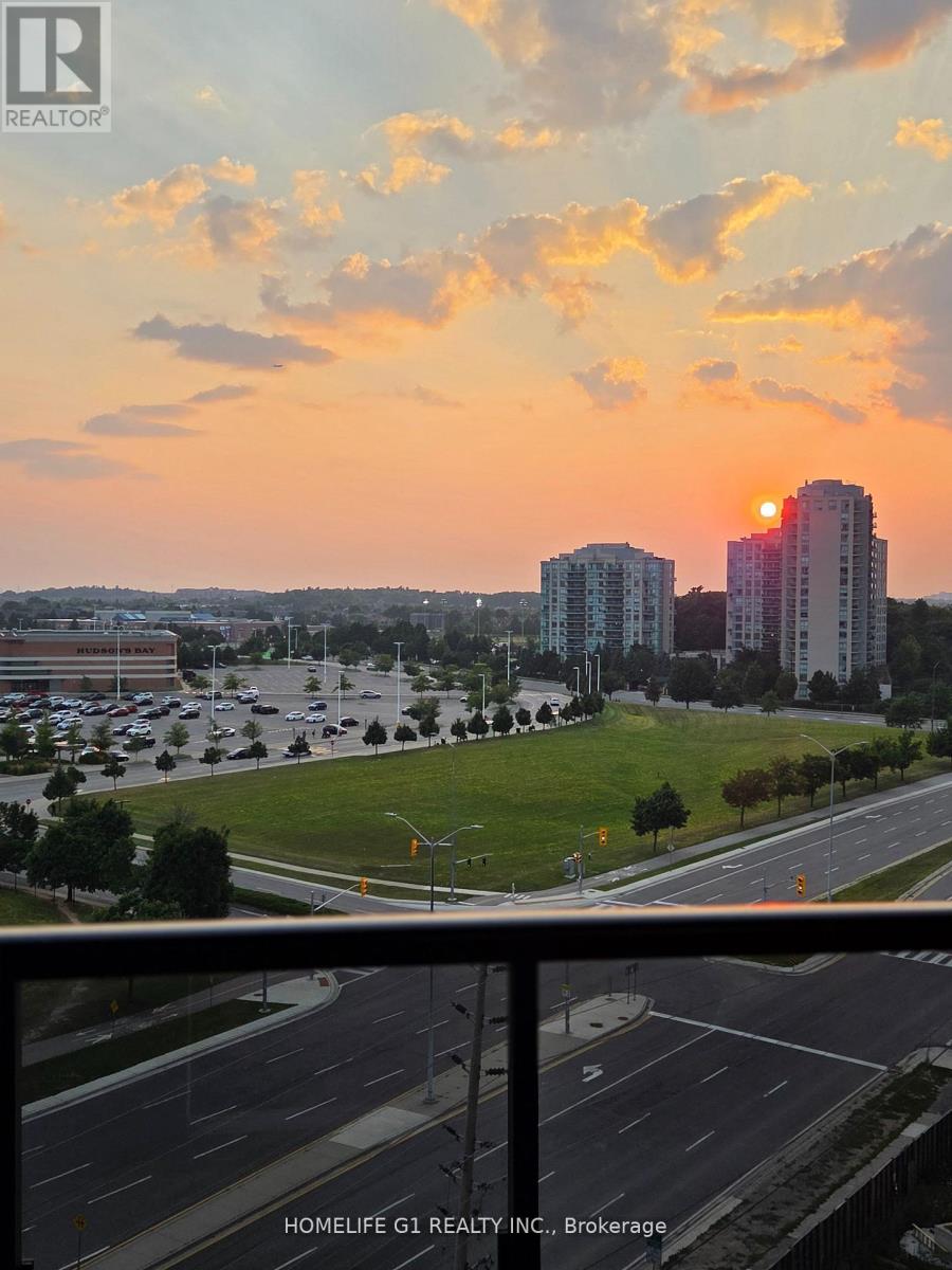 906 - 2495 Eglinton Avenue W, Mississauga, Ontario  L5M 2T2 - Photo 3 - W12486836