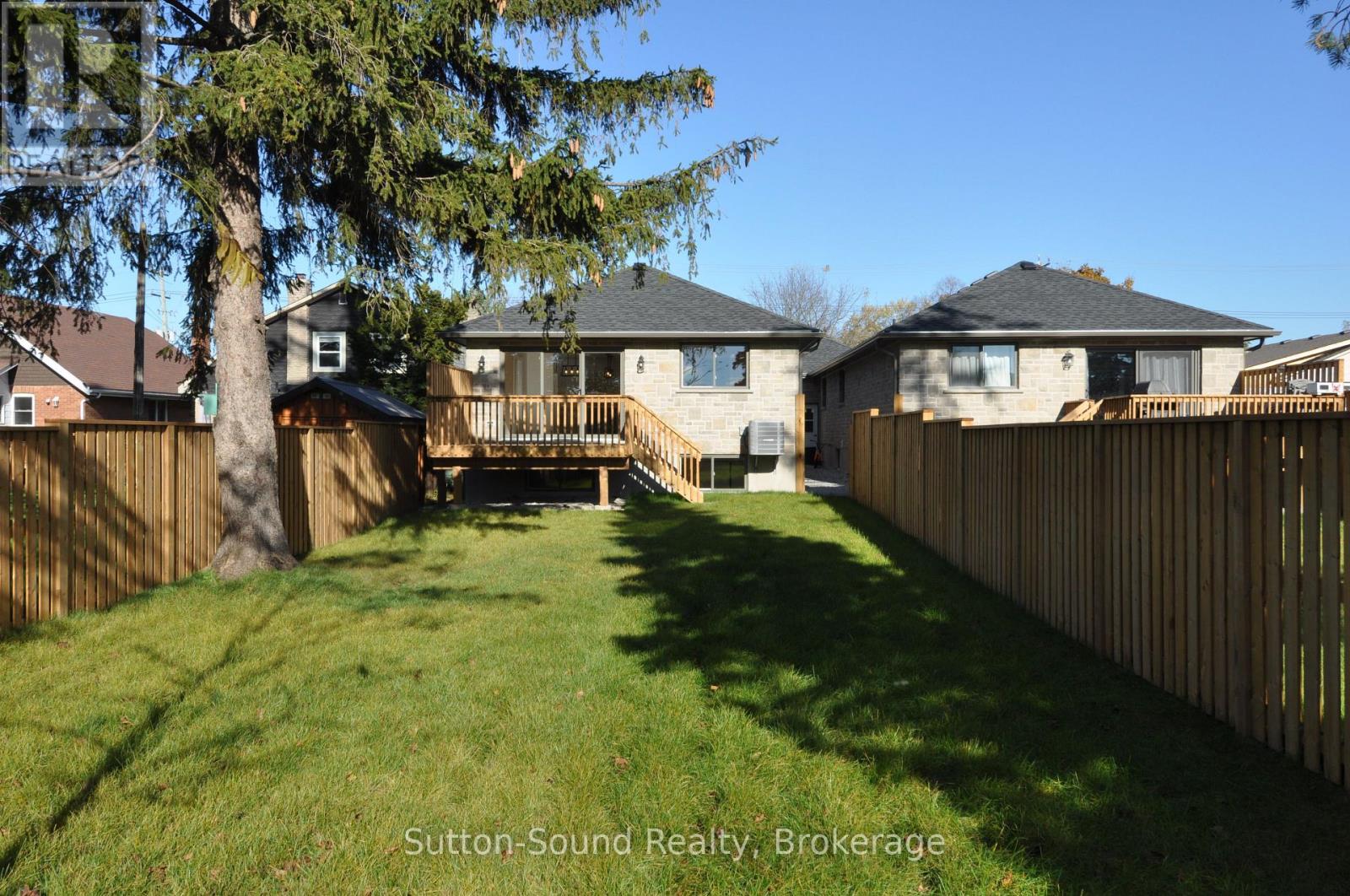 749 15th Street E, Owen Sound, Ontario  N4K 1X5 - Photo 18 - X12316674