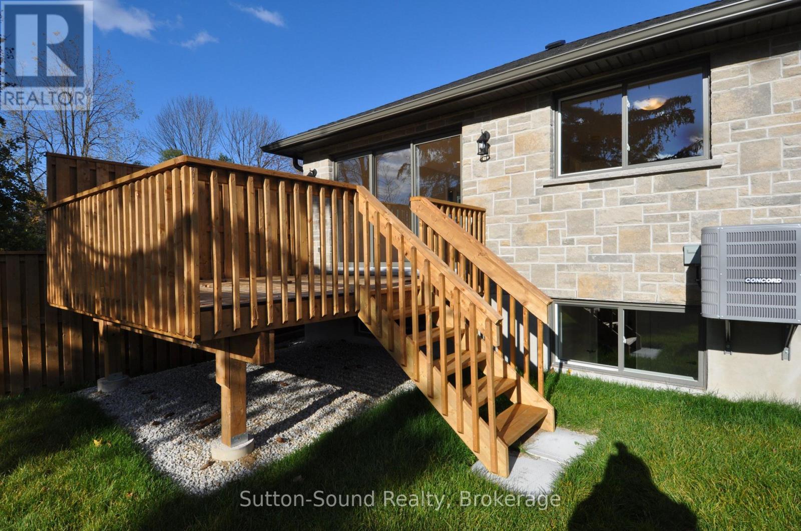 749 15th Street E, Owen Sound, Ontario  N4K 1X5 - Photo 19 - X12316674