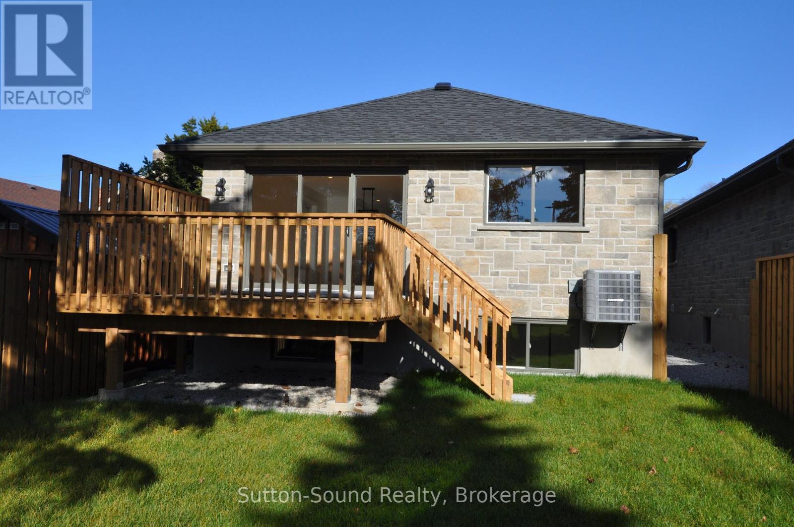 749 15th Street E, Owen Sound, Ontario  N4K 1X5 - Photo 17 - X12316674
