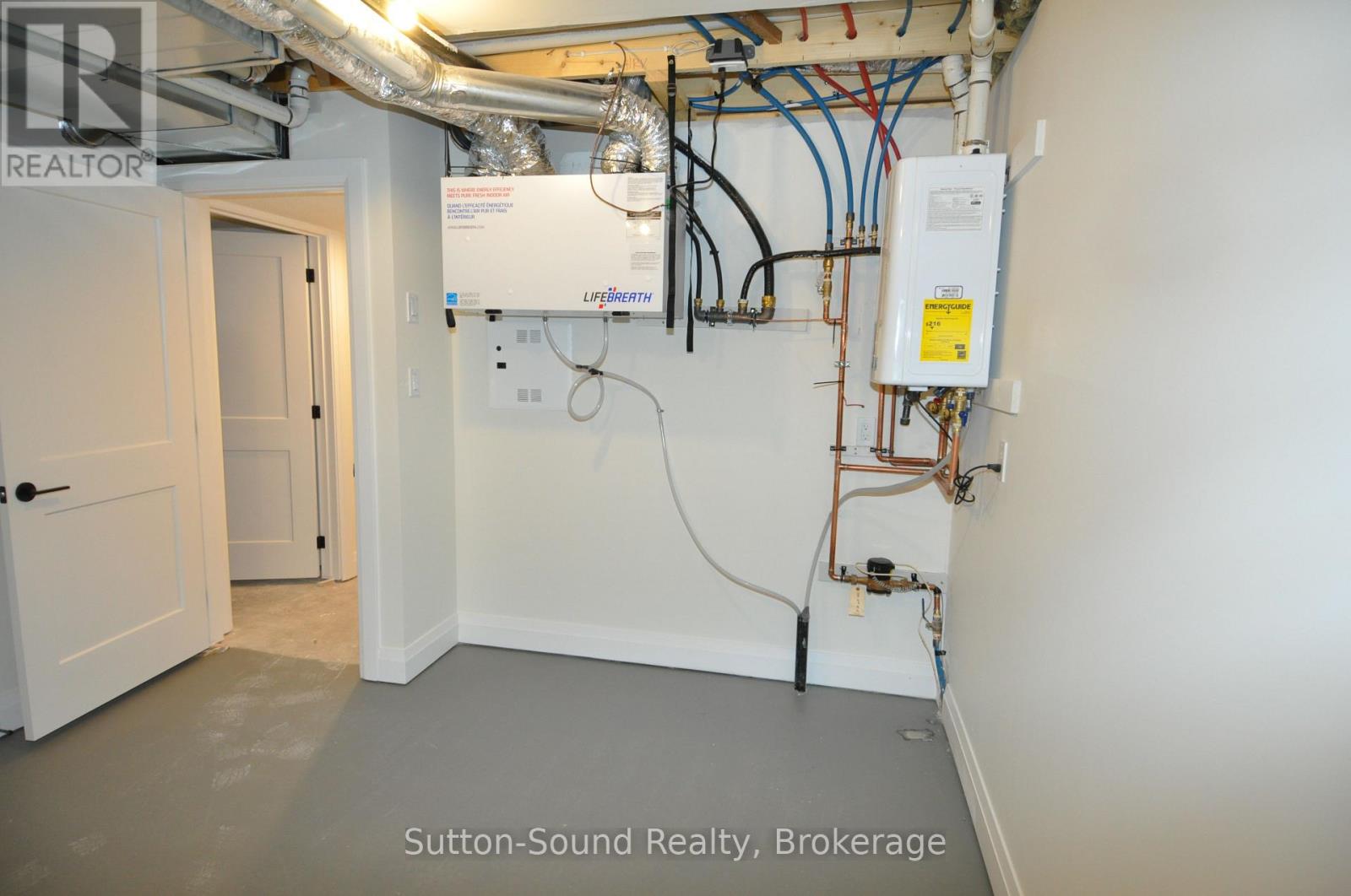 749 15th Street E, Owen Sound, Ontario  N4K 1X5 - Photo 31 - X12316674