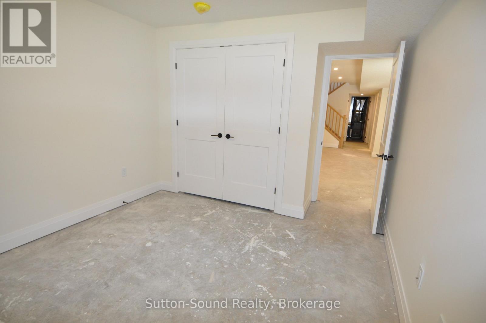 749 15th Street E, Owen Sound, Ontario  N4K 1X5 - Photo 27 - X12316674