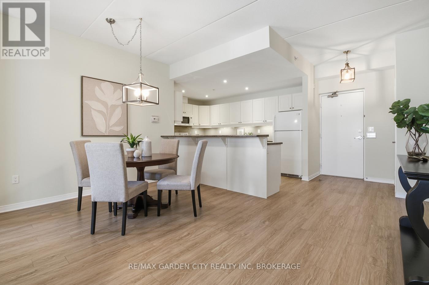 307 - 16 Sullivan Avenue, Thorold, Ontario  L2V 2Y2 - Photo 4 - X12486854