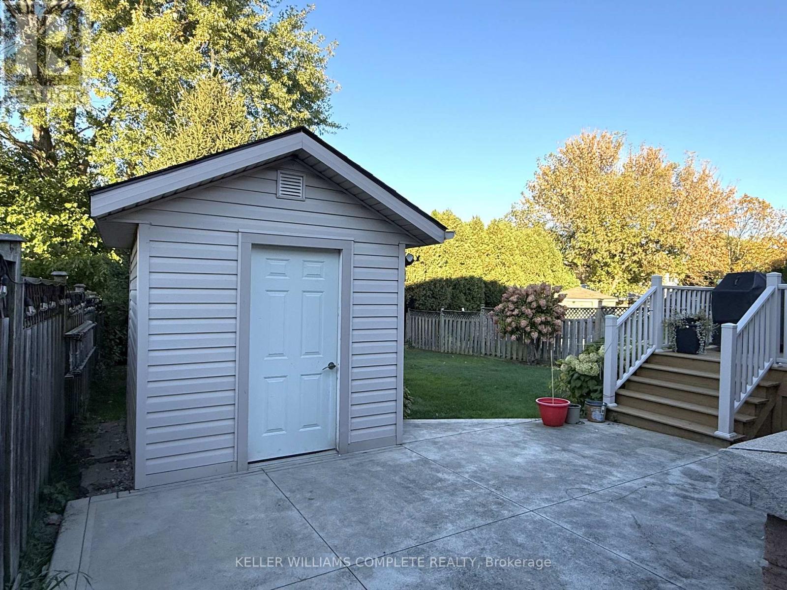 144 Sumner Crescent, Grimsby, Ontario  L3M 0B4 - Photo 26 - X12486819