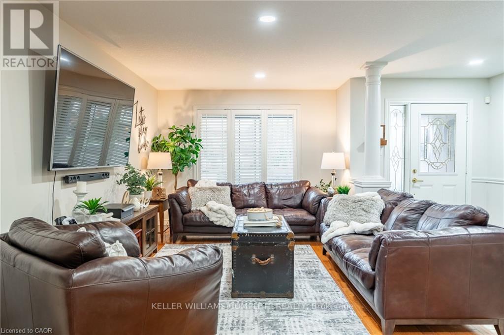 144 Sumner Crescent, Grimsby, Ontario  L3M 0B4 - Photo 5 - X12486819