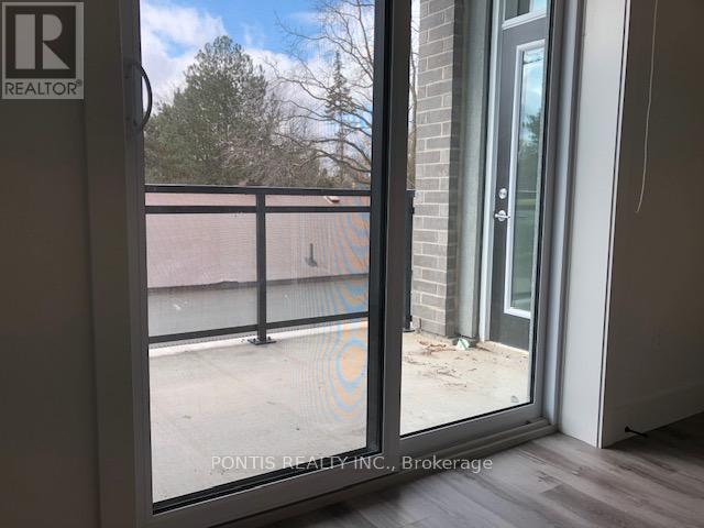 104 - 103 Roger Street, Waterloo, Ontario  N2J 0G2 - Photo 7 - X12486824