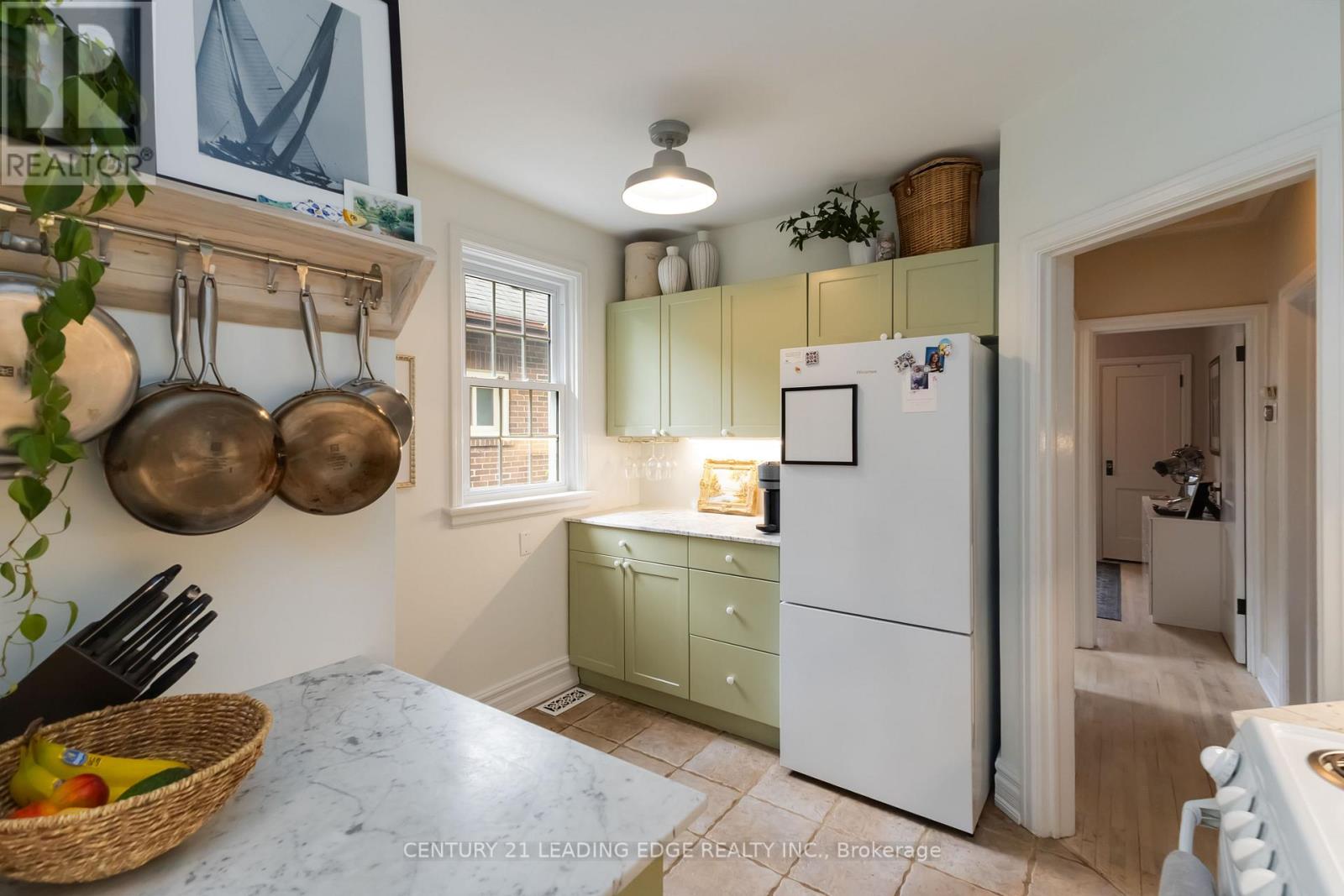 657 Emery Street, London South, Ontario  N6C 2G3 - Photo 21 - X12486828