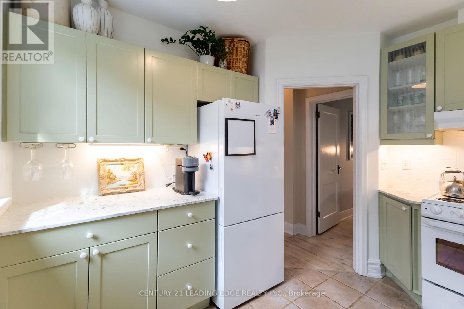 657 Emery Street, London South, Ontario  N6C 2G3 - Photo 22 - X12486828