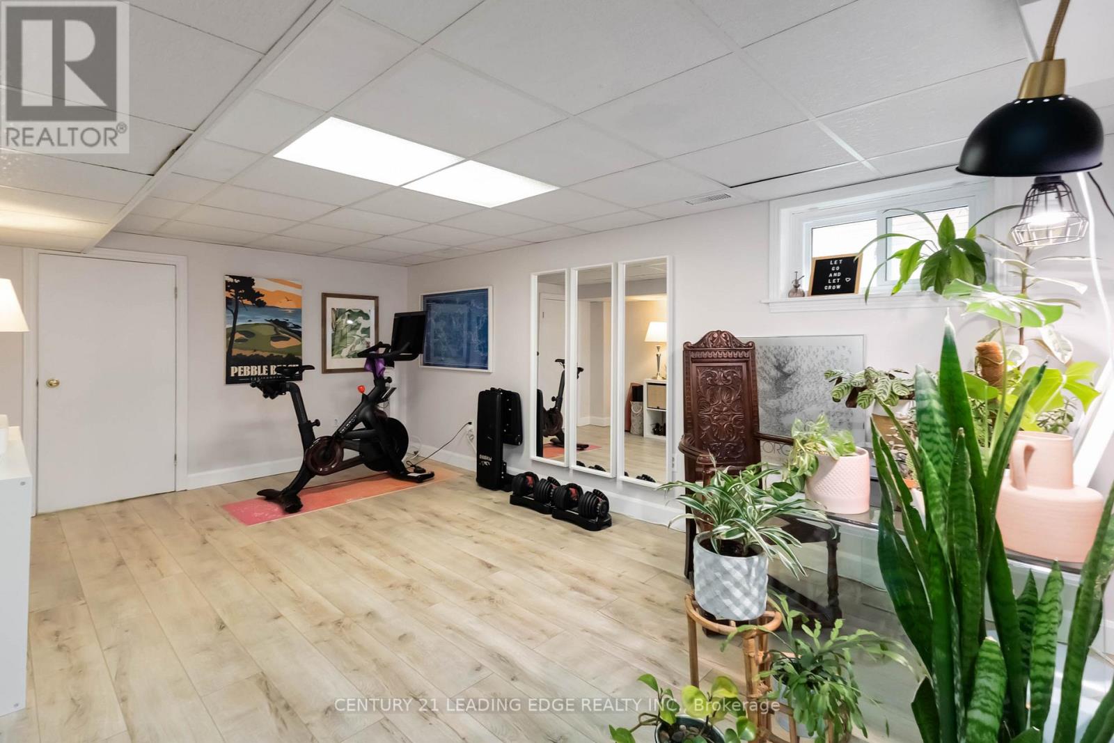 657 Emery Street, London South, Ontario  N6C 2G3 - Photo 23 - X12486828