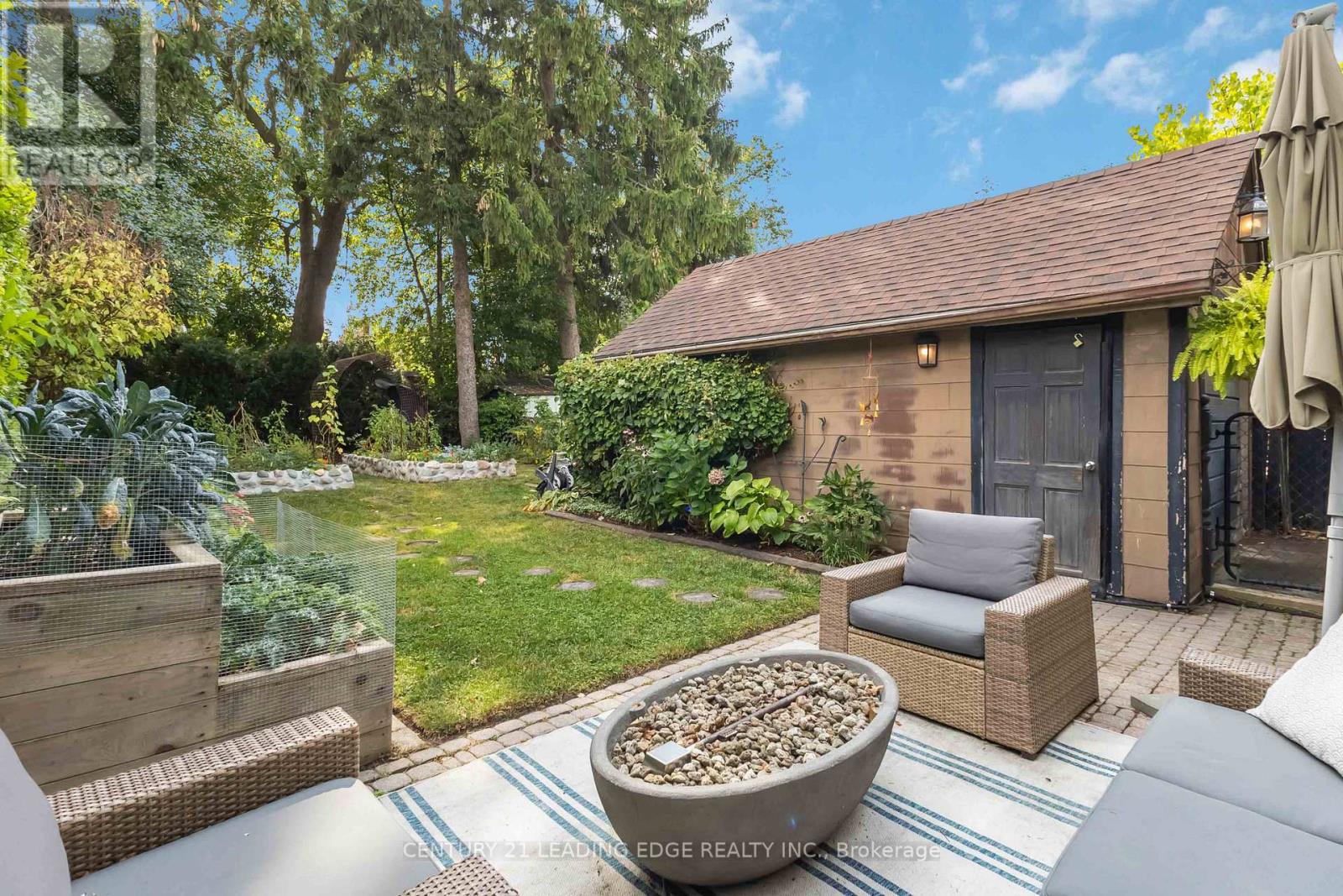 657 Emery Street, London South, Ontario  N6C 2G3 - Photo 32 - X12486828