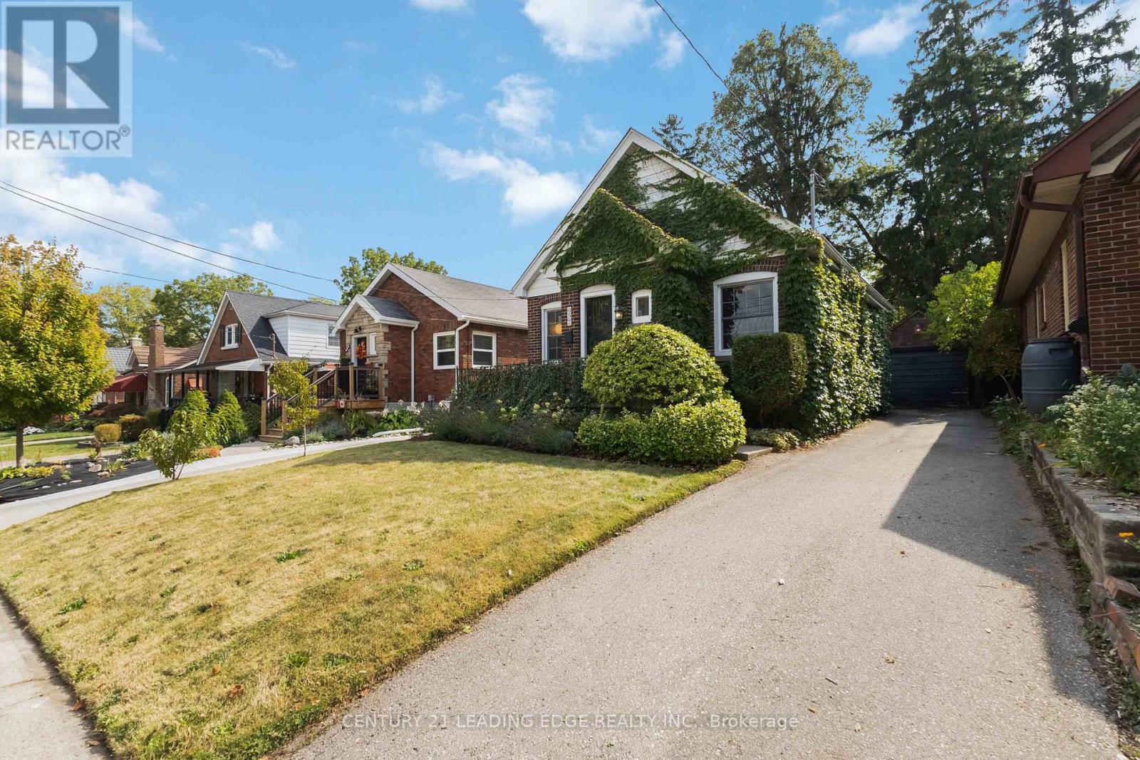 657 Emery Street, London South, Ontario  N6C 2G3 - Photo 41 - X12486828