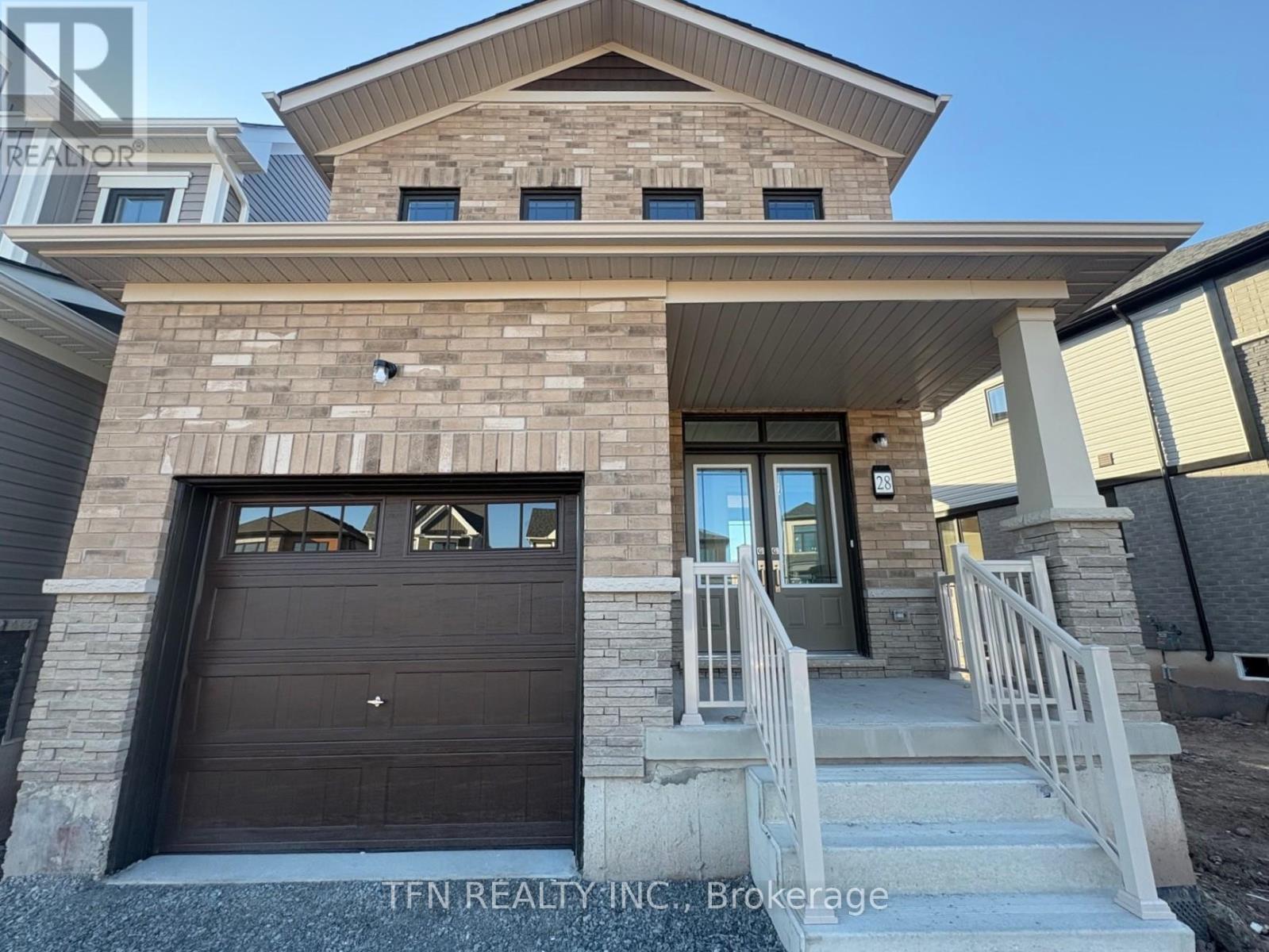 28 CANVAS CRESCENT, Welland, Ontario