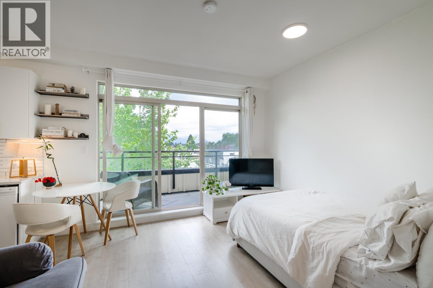 Ph1 688 E 17th Avenue, Vancouver, British Columbia  V5V 0A8 - Photo 11 - R3062810