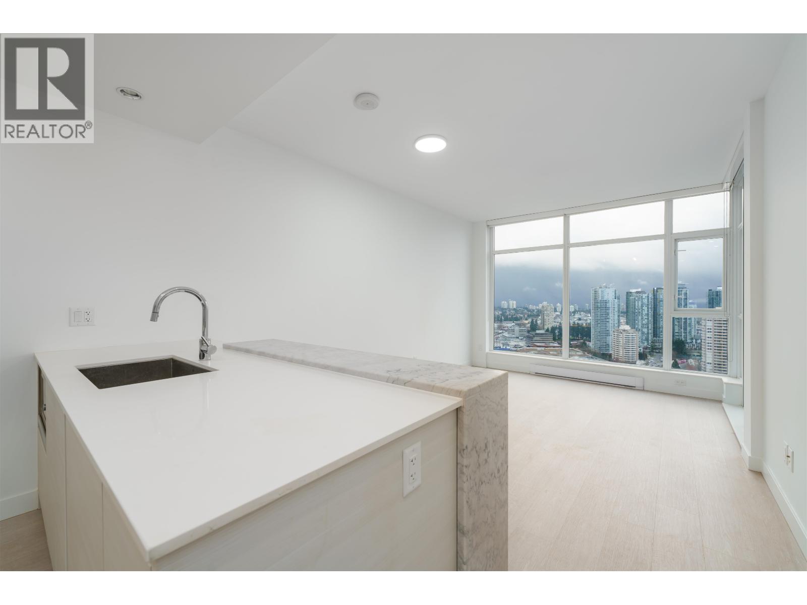 3501 6098 Station Street, Burnaby, British Columbia  V5H 0H4 - Photo 4 - R3062825