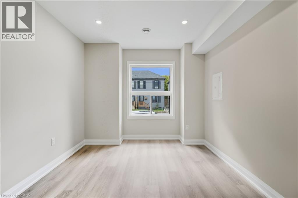 489 Cannon Street E Unit# 3, Hamilton, Ontario  L8L 2E5 - Photo 5 - 40782209