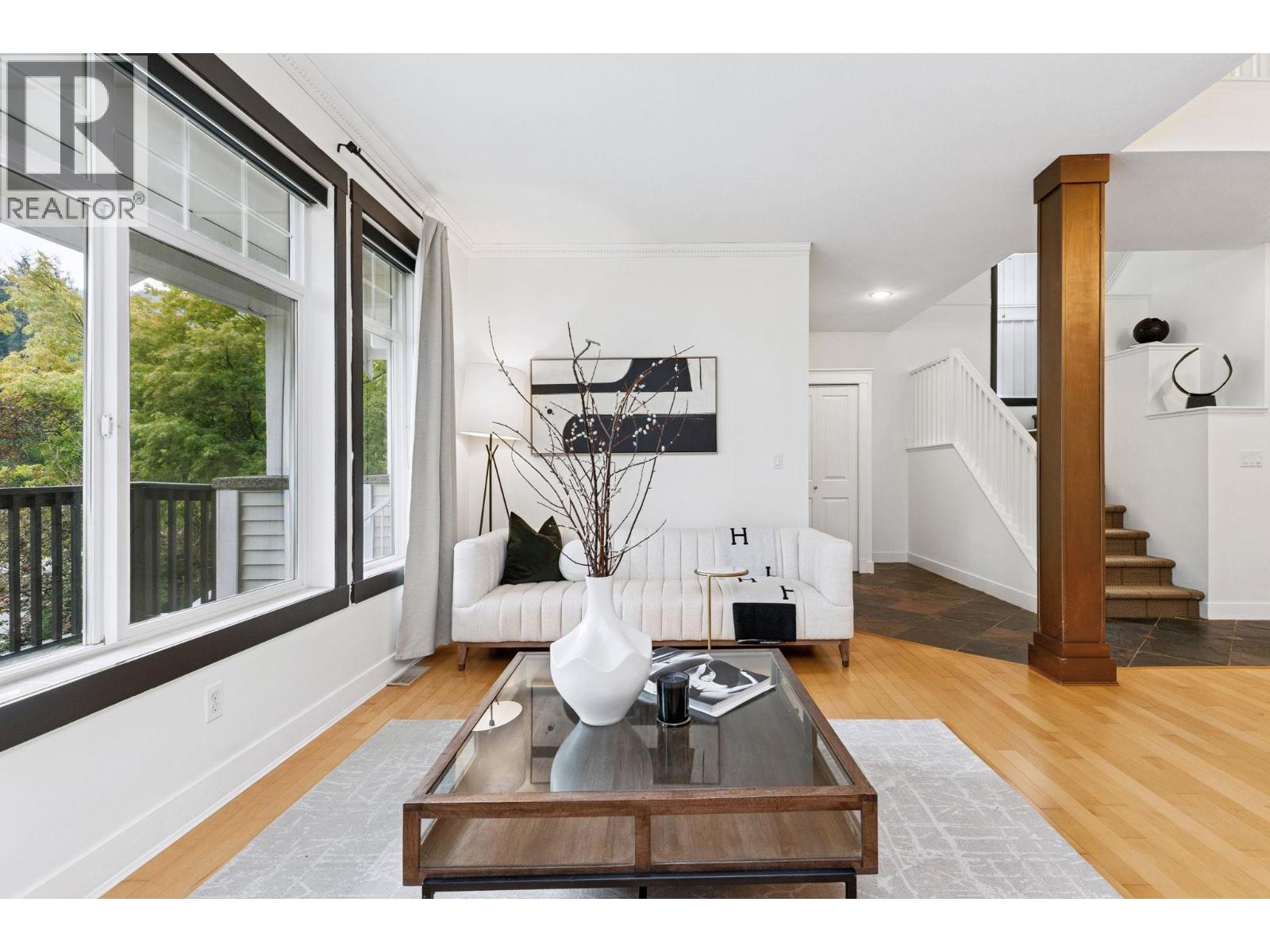 1855 Parkway Boulevard, Coquitlam, British Columbia  V3E 3L4 - Photo 7 - R3062828