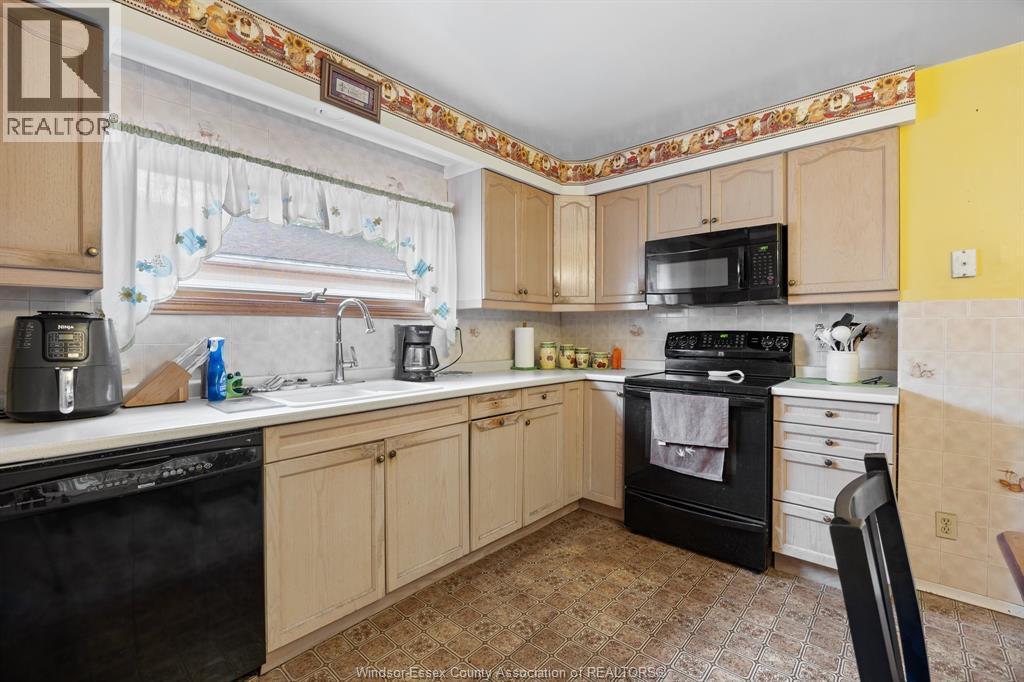 3706 Bliss, Windsor, Ontario  N8W 3C2 - Photo 11 - 25027323