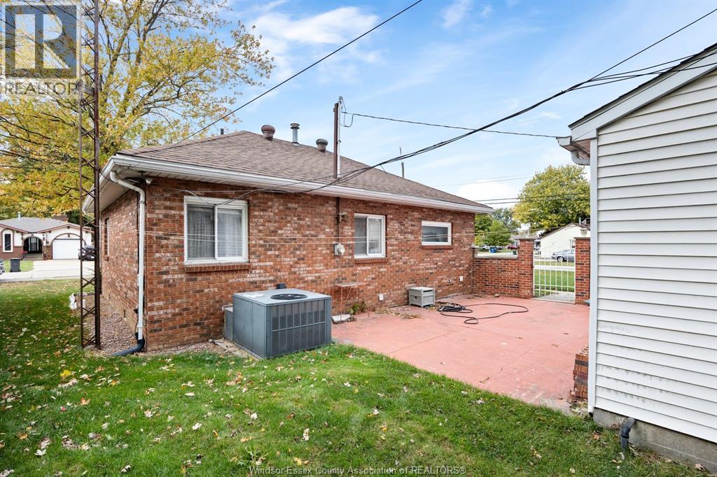 3706 Bliss, Windsor, Ontario  N8W 3C2 - Photo 22 - 25027323