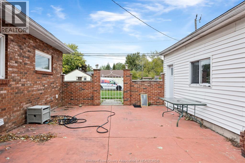 3706 Bliss, Windsor, Ontario  N8W 3C2 - Photo 23 - 25027323
