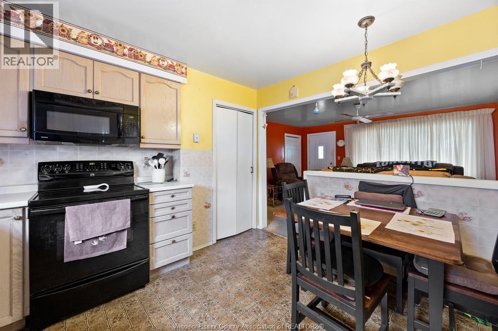 3706 Bliss, Windsor, Ontario  N8W 3C2 - Photo 12 - 25027323