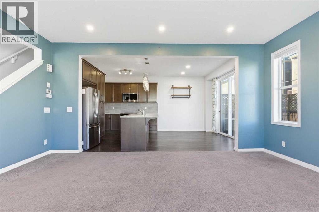 5 Osborne Gate Sw, Airdrie, Alberta  T4B 4G3 - Photo 3 - A2265259