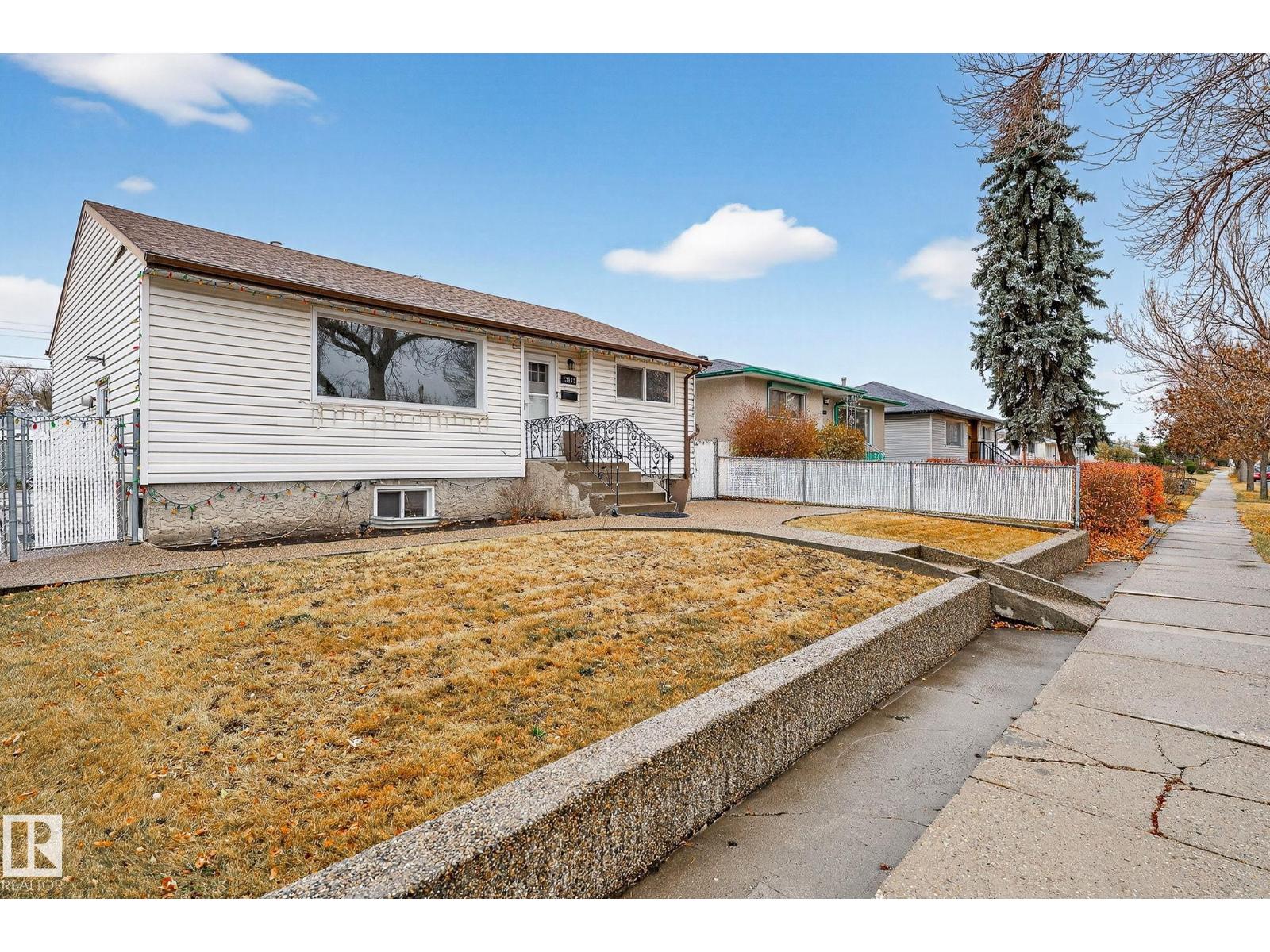 13108 62 St Nw, Edmonton, Alberta  T5A 0V4 - Photo 2 - E4463849