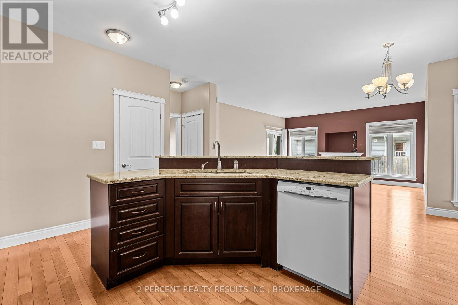 873 Jasmine Street, Kingston, Ontario  K7K 0A5 - Photo 20 - X12410380