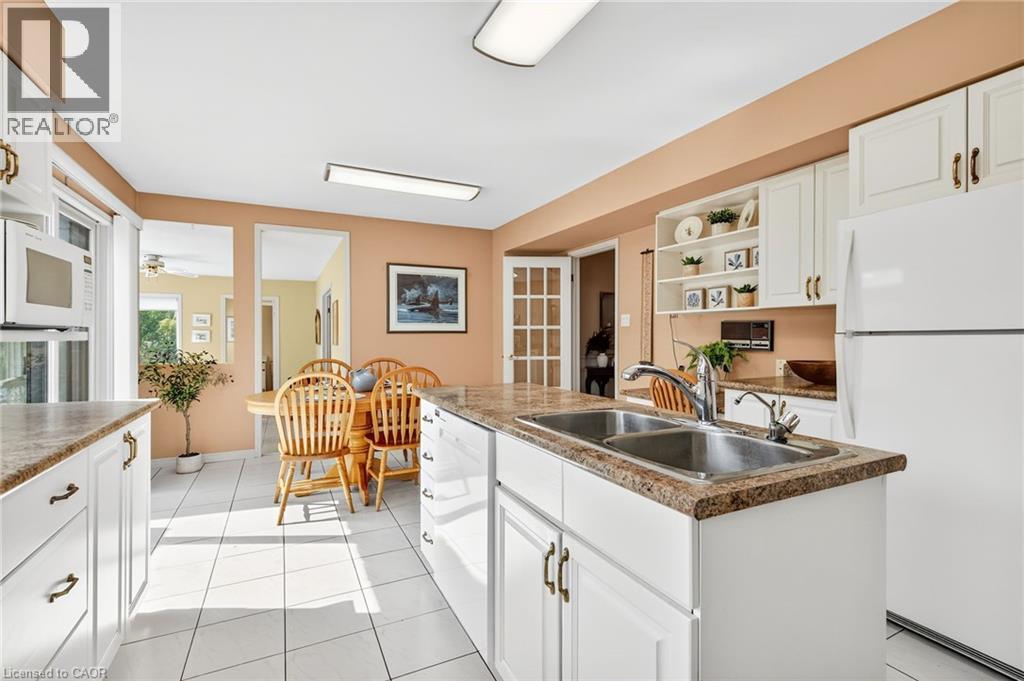 22 Weneil Drive, Freelton, Ontario  L8B 0Z6 - Photo 13 - 40783928