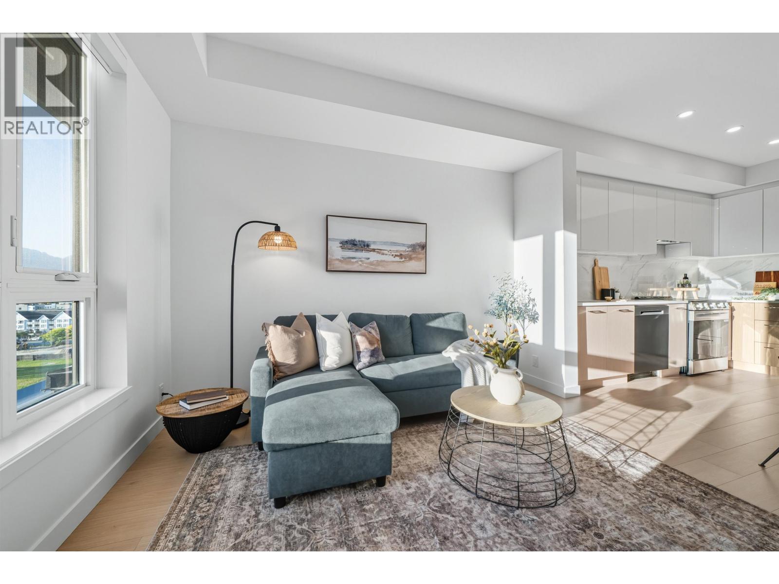 611 150 James Road, Port Moody, British Columbia  V3H 0N7 - Photo 2 - R3062690