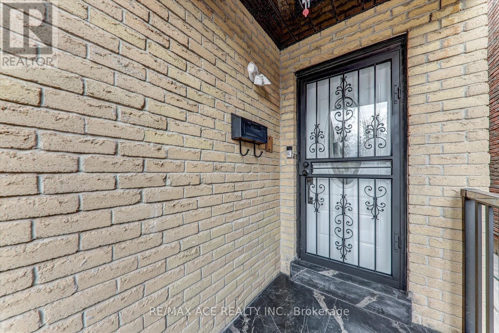 Main - 418 Military Trail, Toronto, Ontario  M1E 4Z3 - Photo 6 - E12486852