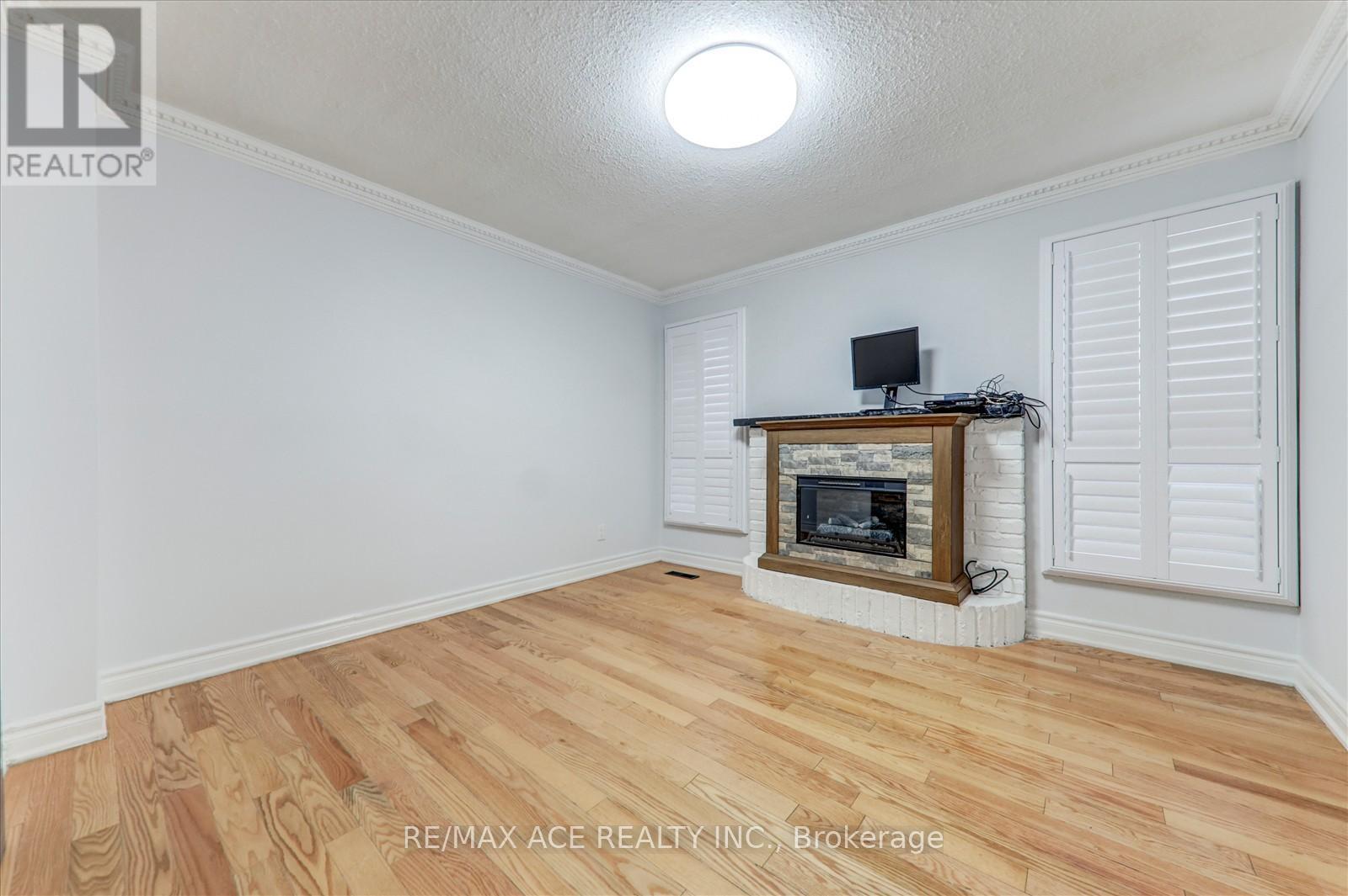 Main - 418 Military Trail, Toronto, Ontario  M1E 4Z3 - Photo 8 - E12486852